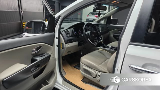 Kia The New Carnival id 4568376 из Кореи 20