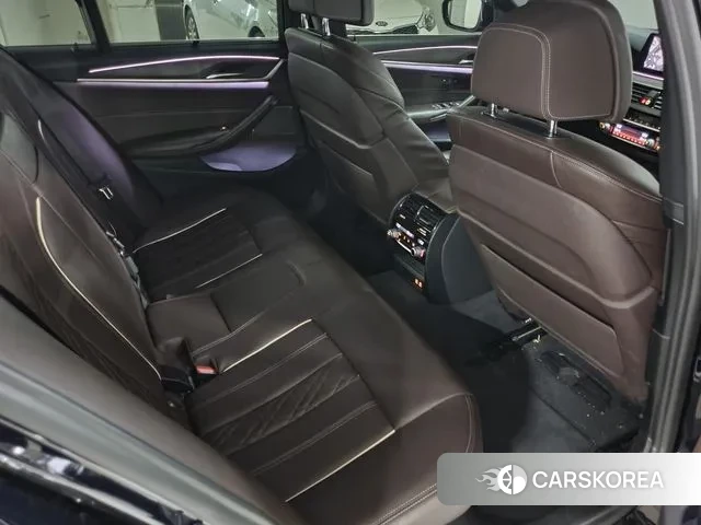 BMW 5 Series (G30) id 2994909 из Кореи 20