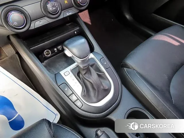 Kia Come New K3 id 3283111 из Кореи 17