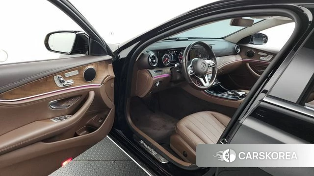 Mercedes-Benz E-Class W213 id 4530684 из Кореи 32