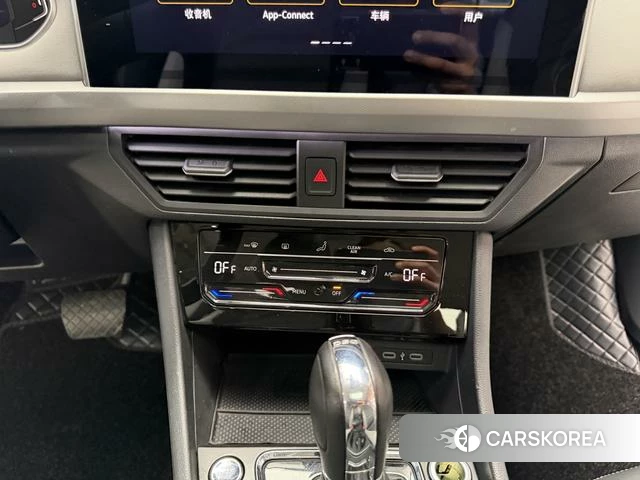 Volkswagen Bora id 4259025 из Китая 33
