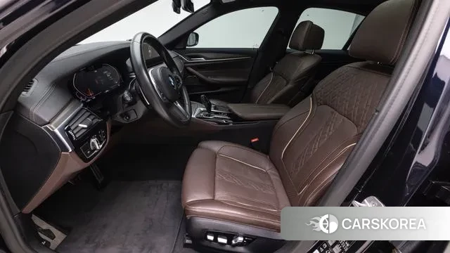 BMW 5 Series (G30) id 3695359 из Кореи 20