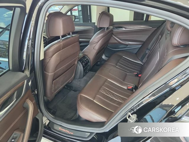 BMW 5 Series (G30) id 4930931 из Кореи 18