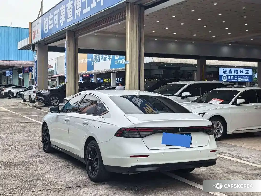 Honda Accord id 4577518 из Китая 10
