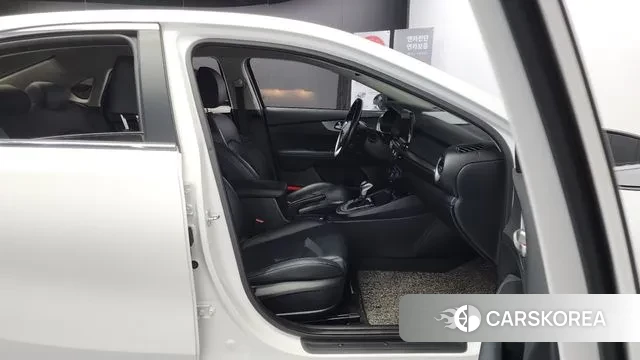 Kia Come New K3 id 3439960 из Кореи 20