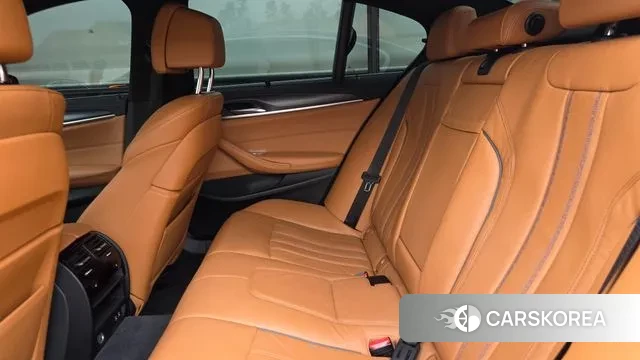 BMW 5 Series (G30) id 3463122 из Кореи 20