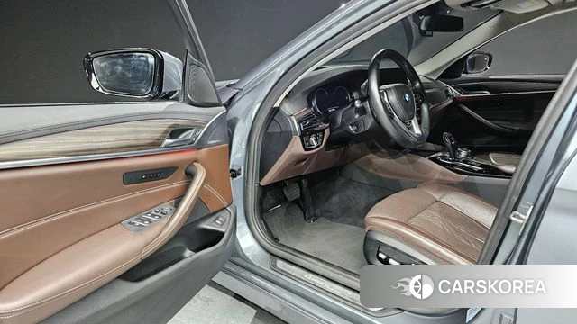 BMW 5 Series (G30) id 4390519 из Кореи 20