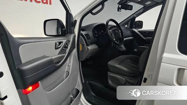 Hyundai The New Grand Starex id 3904691 из Кореи 20