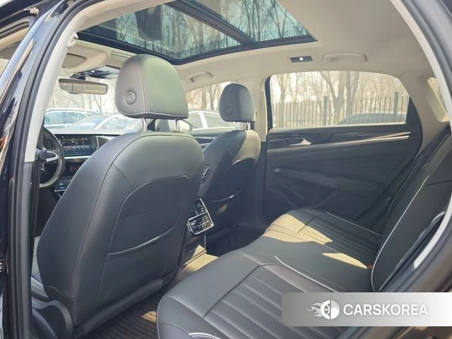 Volkswagen Passat id 4348320 из Китая 14