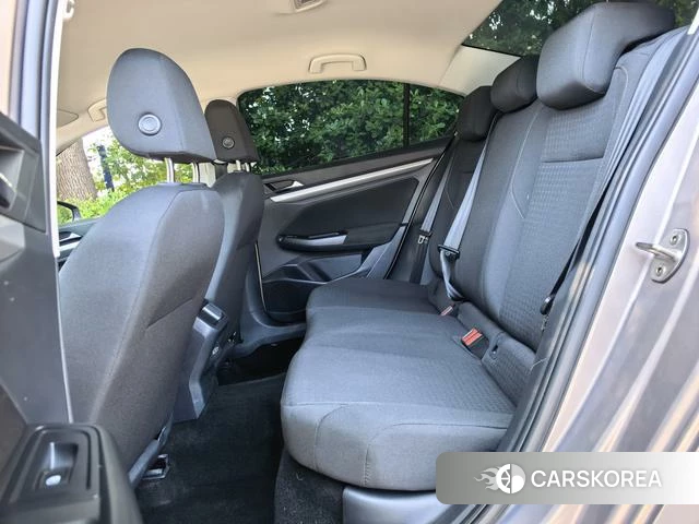 Volkswagen Bora id 4271103 из Китая 11