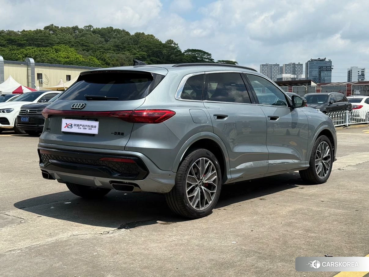 Audi Q5L id 4493158 из Китая 18