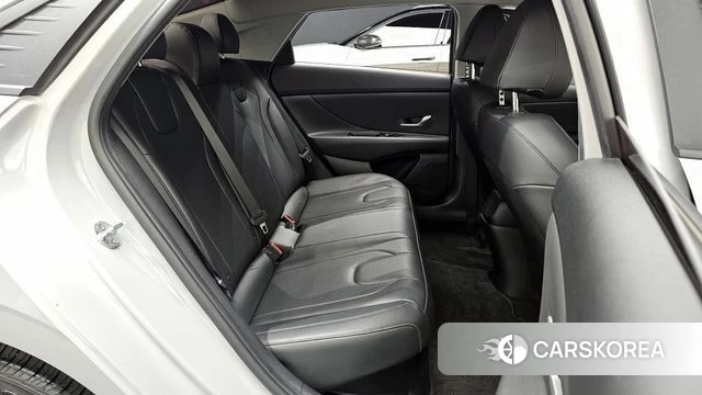 Hyundai Avante Hybrid (CN7) id 3964998 из Кореи 20