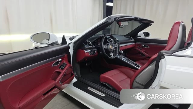 Porsche 718 Boxster id 4525373 из Кореи 31