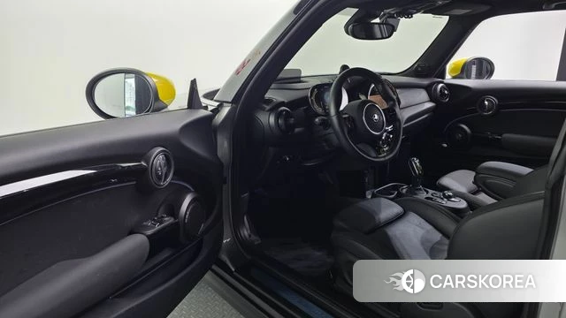 Mini Cooper Electric id 4701300 из Кореи 20