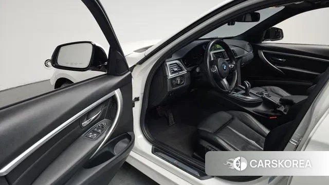 BMW 3 Series (F30) id 3709405 из Кореи 20