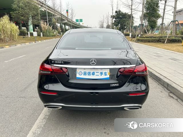 Mercedes-Benz E-class id 4264909 из Китая 20