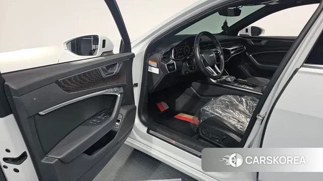 Audi A6 (C8) id 3530156 из Кореи 20