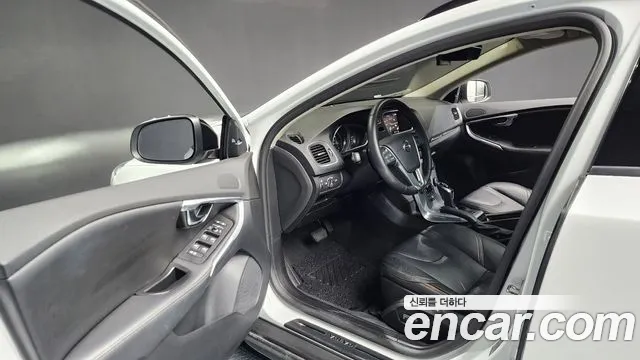 Volvo V40 Cross-Country id 2528201 из Кореи 20