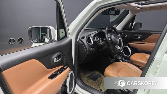 Jeep Renegade id 4344056 из Кореи 20