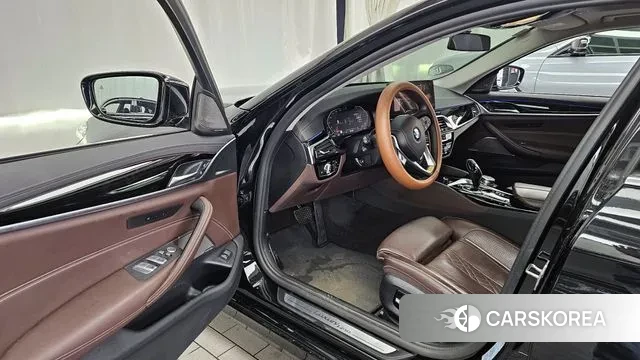 BMW 5 Series (G30) id 3032916 из Кореи 20