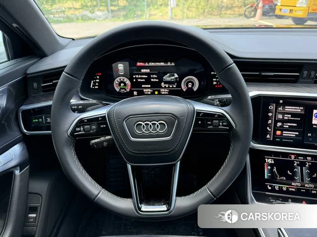 Audi A6L id 4278976 из Китая 15