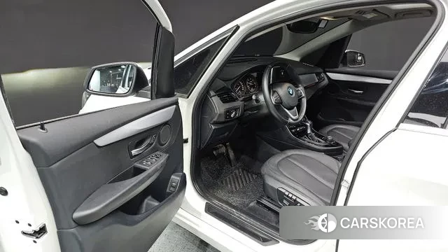 BMW 2 Series Active Tourer (F45) id 3667088 из Кореи 20