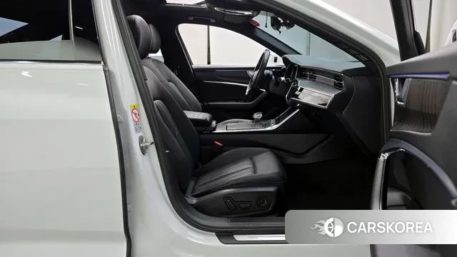 Audi A6 (C8) id 3650244 из Кореи 20