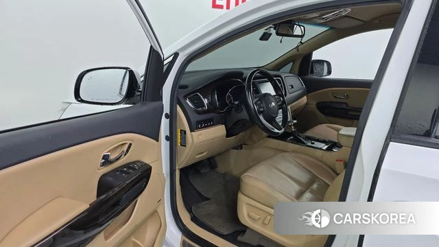 Kia The New Carnival id 4020310 из Кореи 20