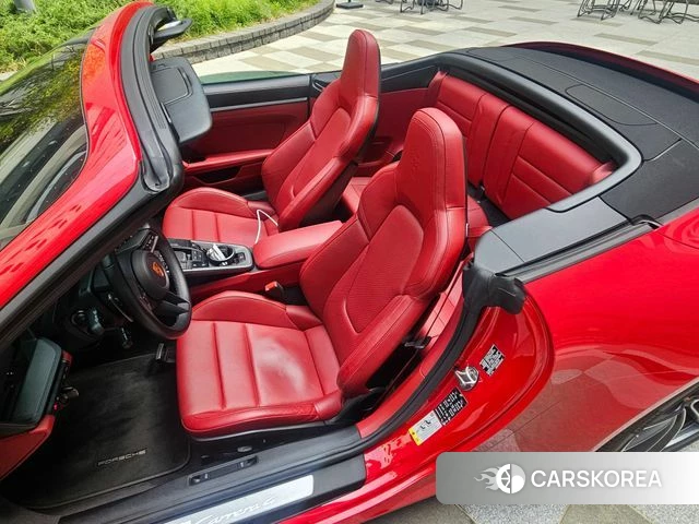 Porsche 911(992) id 4523866 из Кореи 20