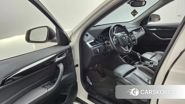 BMW X1 (F48) id 3905695 из Кореи 20