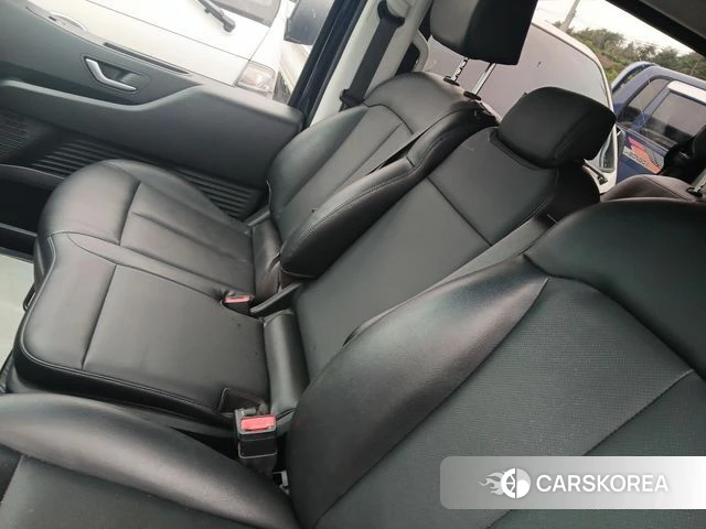 Hyundai Staria id 4500616 из Кореи 16