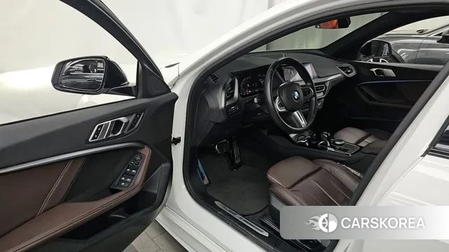 BMW 1 Series (F40) id 3033100 из Кореи 20