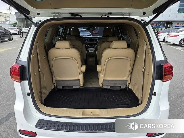 Kia The New Carnival id 4197105 из Кореи 16