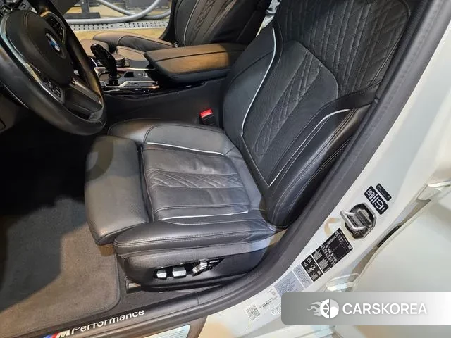 BMW 5 Series (G30) id 2994692 из Кореи 20