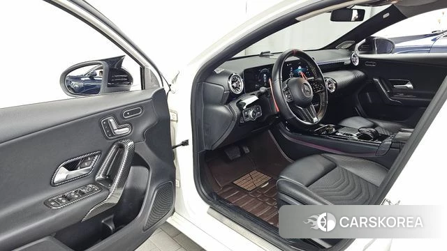 Mercedes-Benz A-Class W177 id 4873150 из Кореи 20