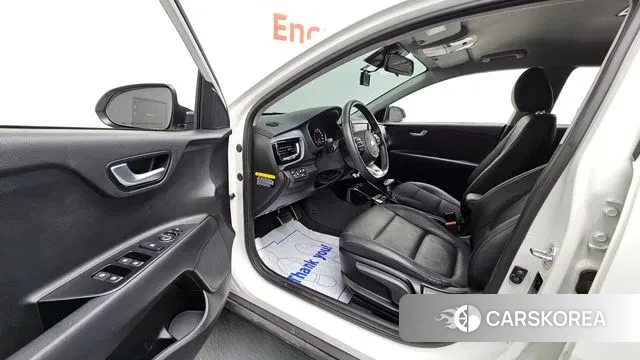 Kia Stonic id 3541525 из Кореи 20