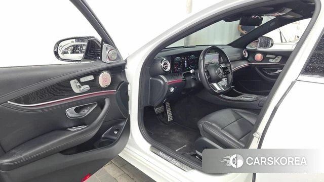 Mercedes-Benz E-Class W213 id 4720987 из Кореи 32