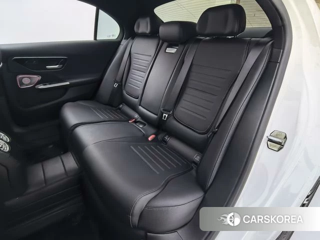 Mercedes-Benz Class C id 4275564 из Китая 32
