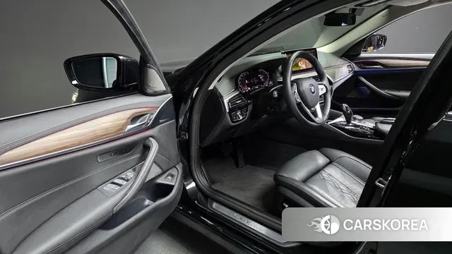 BMW 5 Series (G30) id 3011757 из Кореи 20