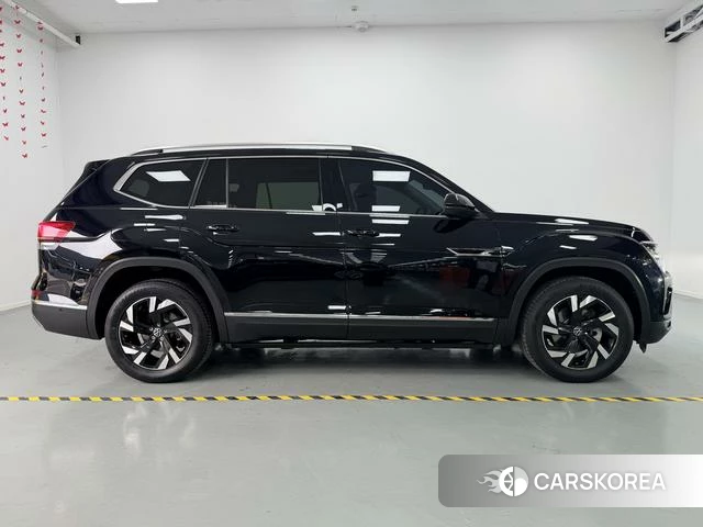 Volkswagen Tourang id 4307428 из Китая 29