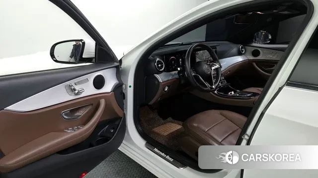 Mercedes-Benz E-Class W213 id 3508965 из Кореи 20