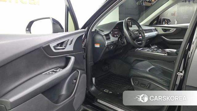 Audi Q7 (4M) id 4794582 из Кореи 33
