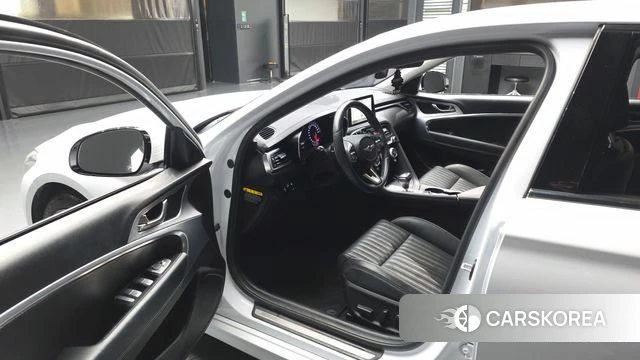 Genesis G70 id 4286334 из Кореи 20