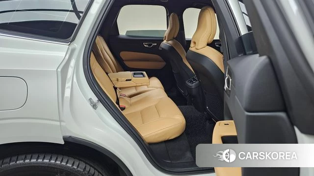 Volvo XC60 second Generation id 4651147 из Кореи 32