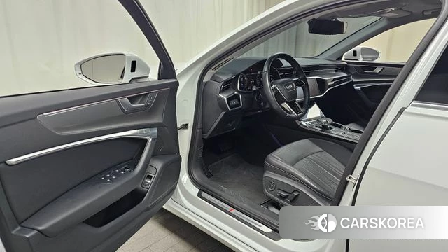 Audi A6 (C8) id 4482066 из Кореи 32
