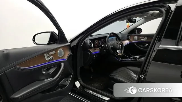 Mercedes-Benz E-Class W213 id 3761353 из Кореи 20