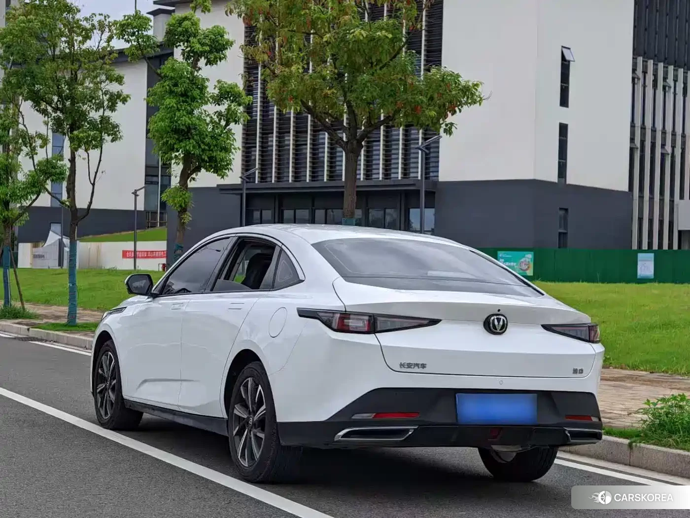 Chang'an Yidong id 4559686 из Китая 10