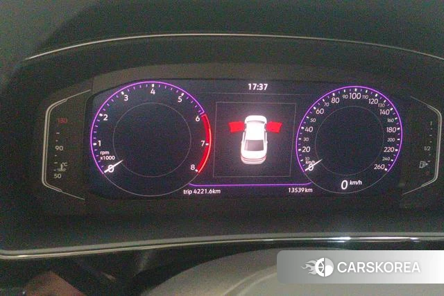 Volkswagen Passat id 4263875 из Китая 17