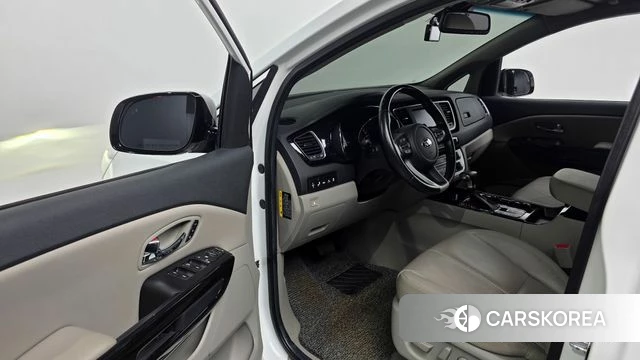 Kia The New Carnival id 4677911 из Кореи 36
