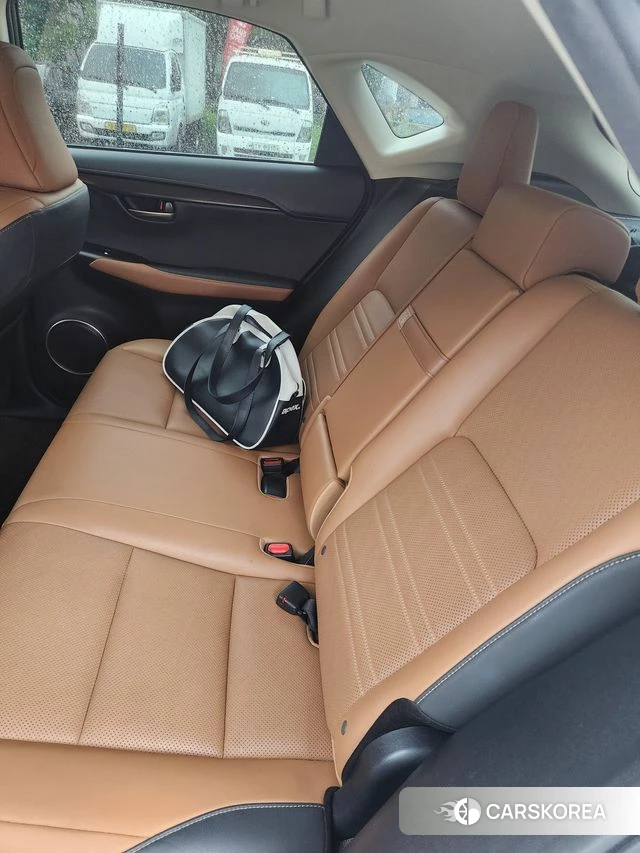 Lexus NX300h id 4609223 из Кореи 12
